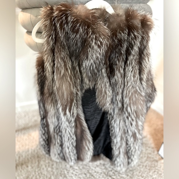 GENUINE SILVER FOX FUR VEST. SIZE M - Picture 2 of 6